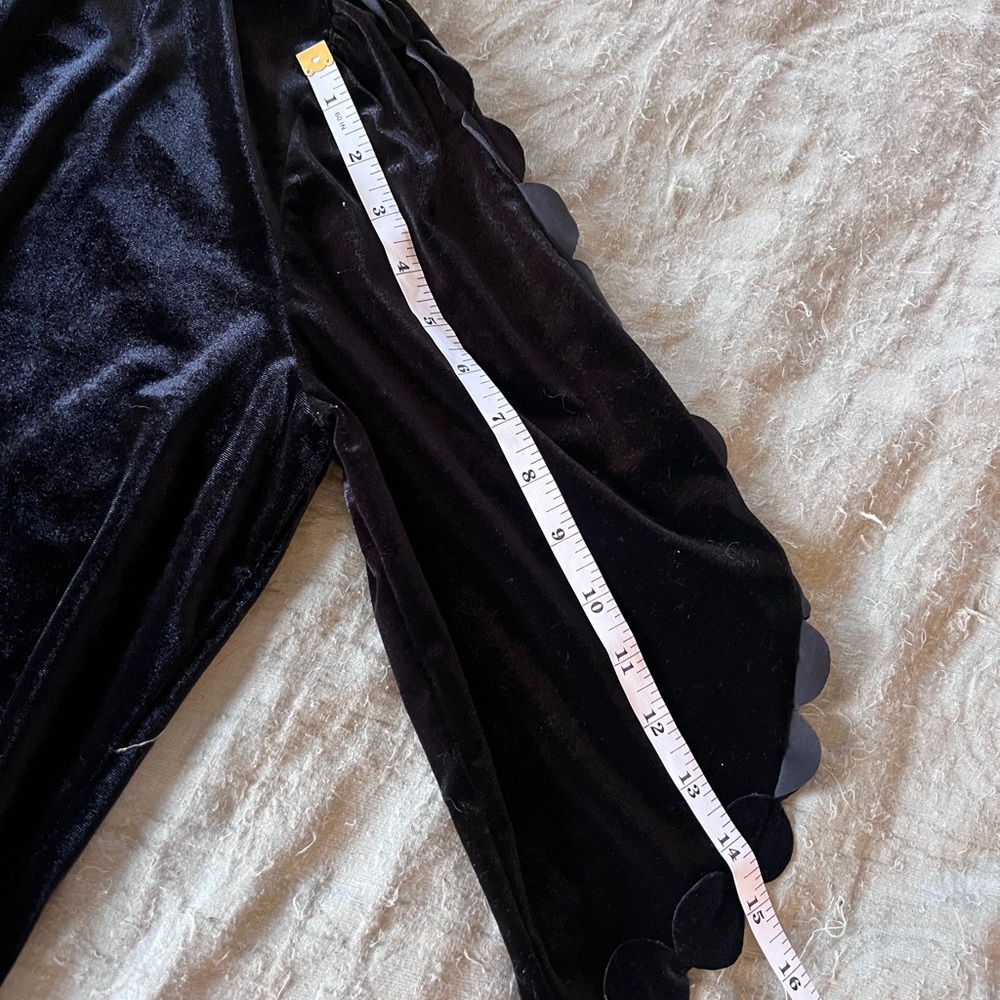 Whimsigoth Black Velvet 3/4 Sleeve Top - Picture 7 of 9
